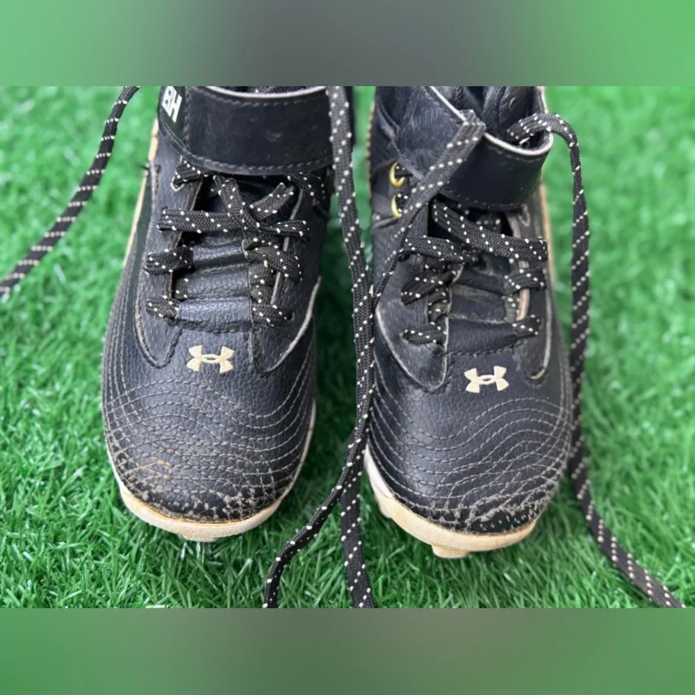Under Armour preowned gently